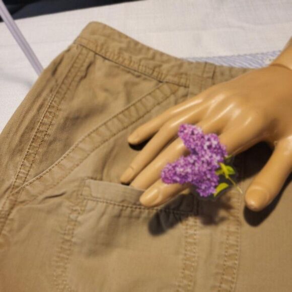 Tommy Hilfiger, Not Worn, Women's, Tan Chino Shorts, Size 12 - Picture 3 of 8